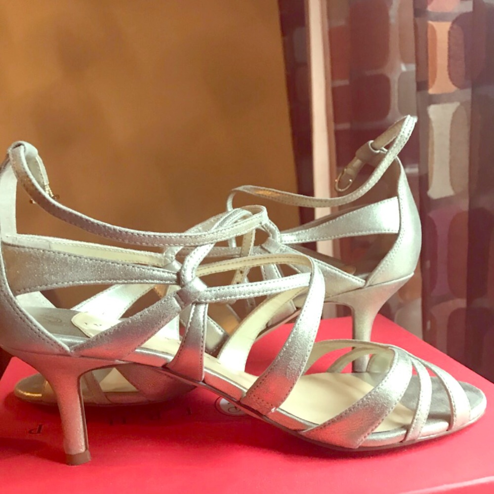 Sandals worn once